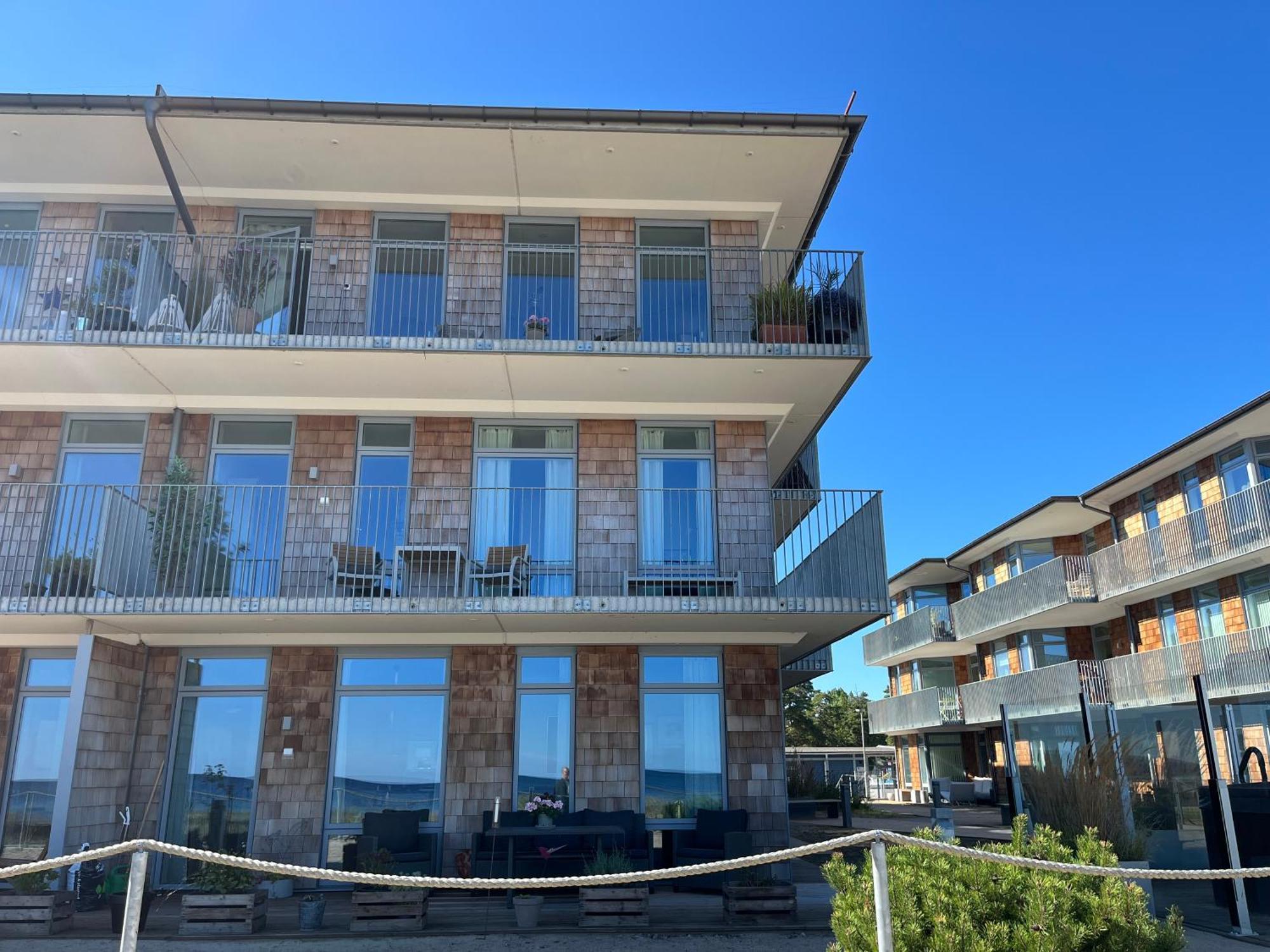 Ahusbrygga Apartment Hotel Zewnętrze zdjęcie